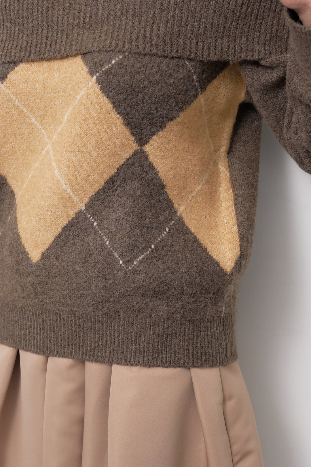 アーガイルオフショルニット