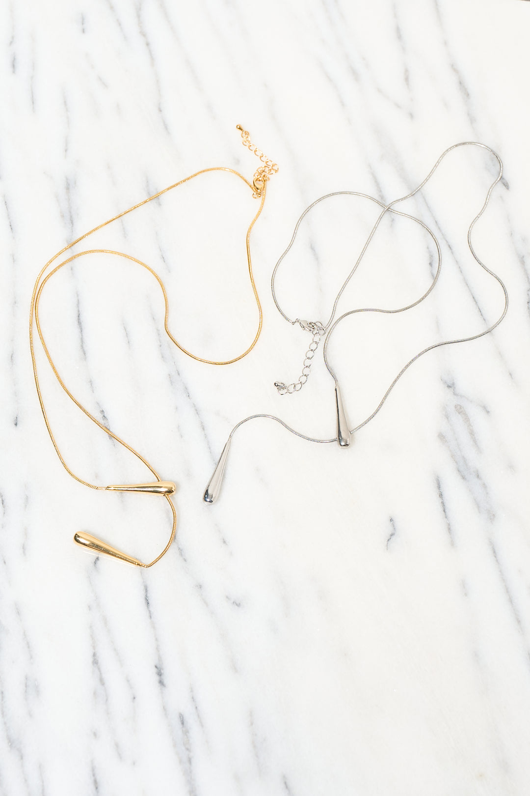 ドロップデザインネックレス