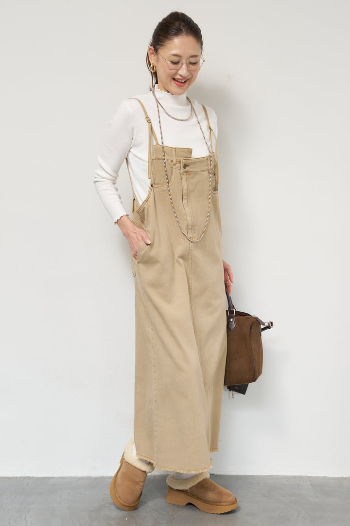 フリルタートルネックニット