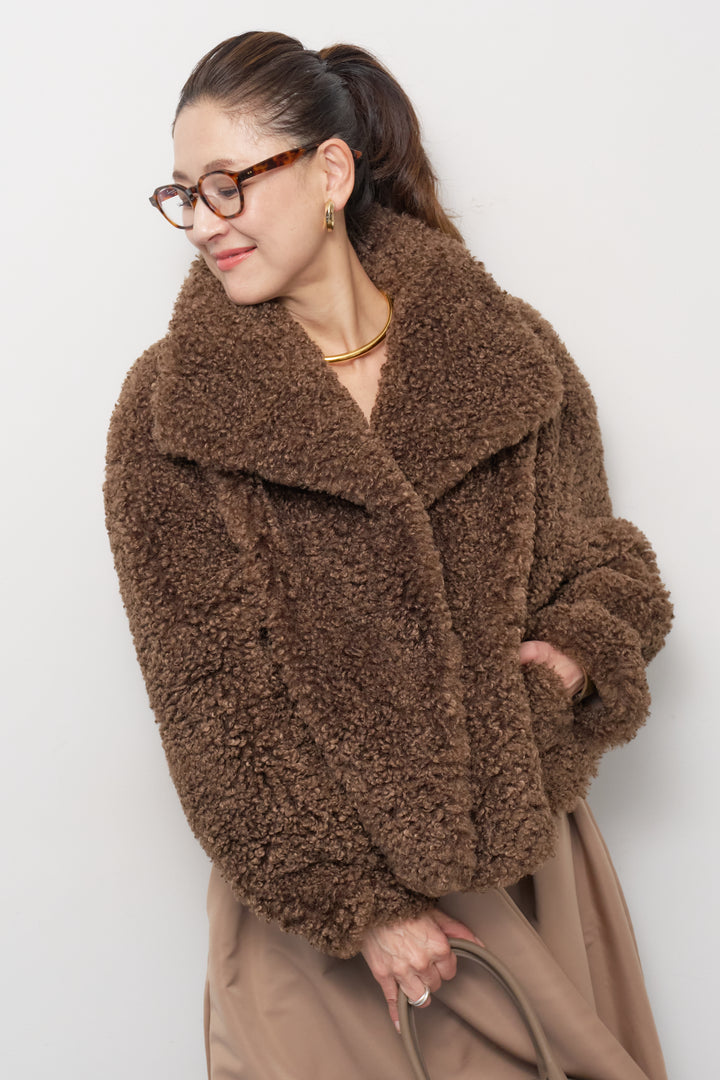 ボリュームボアショートジャケット