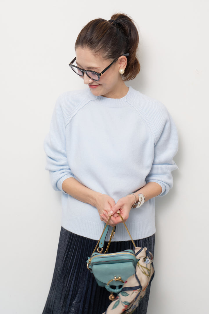 カシミヤ混ラグランスリーブニット