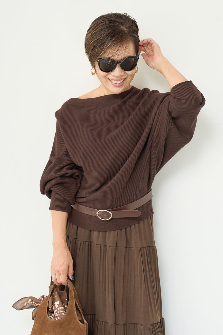 ドルマンニット＋プリーツティアードスカート