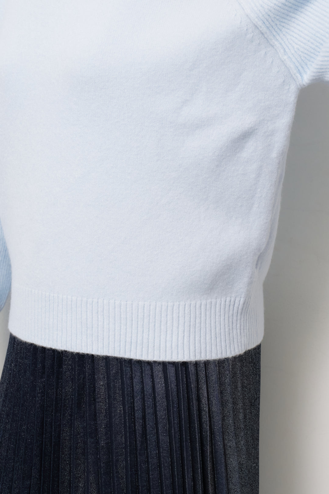 カシミヤ混ラグランスリーブニット