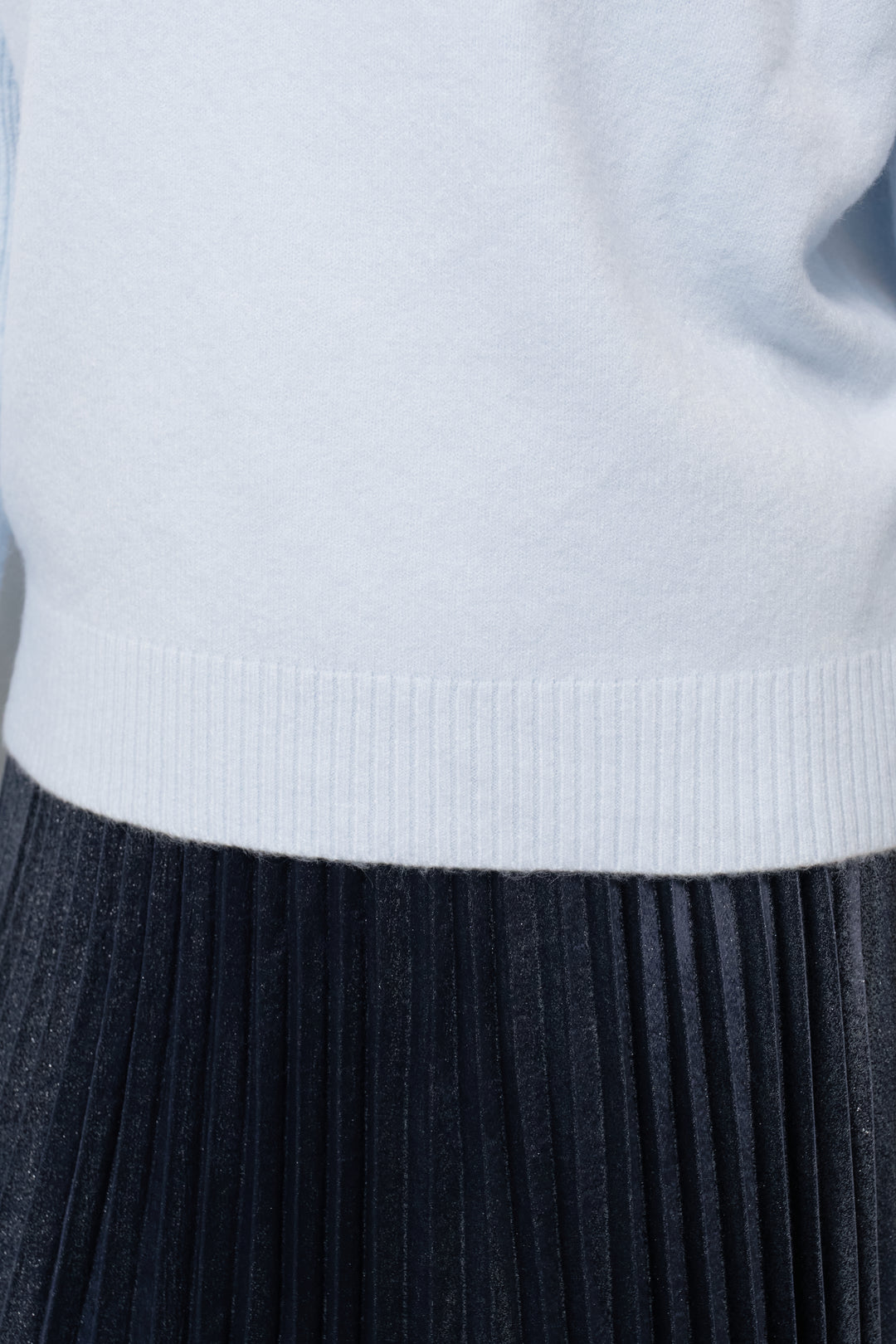 カシミヤ混ラグランスリーブニット