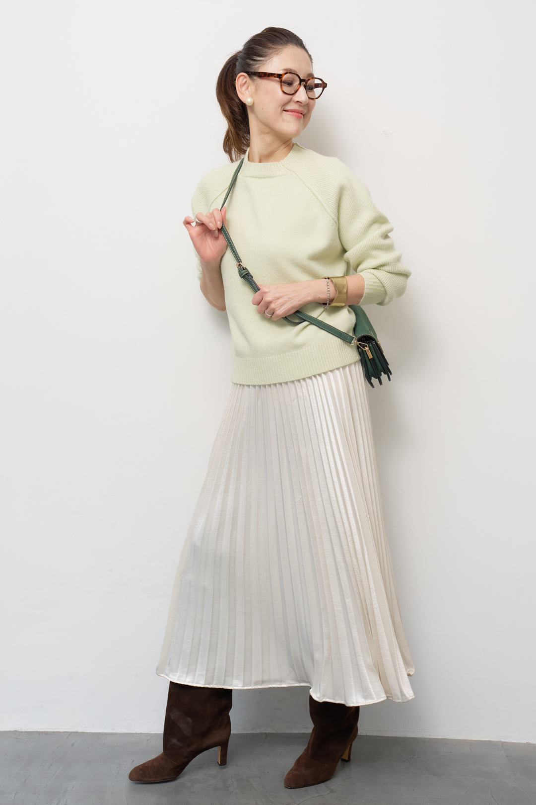 カシミヤ混ラグランスリーブニット