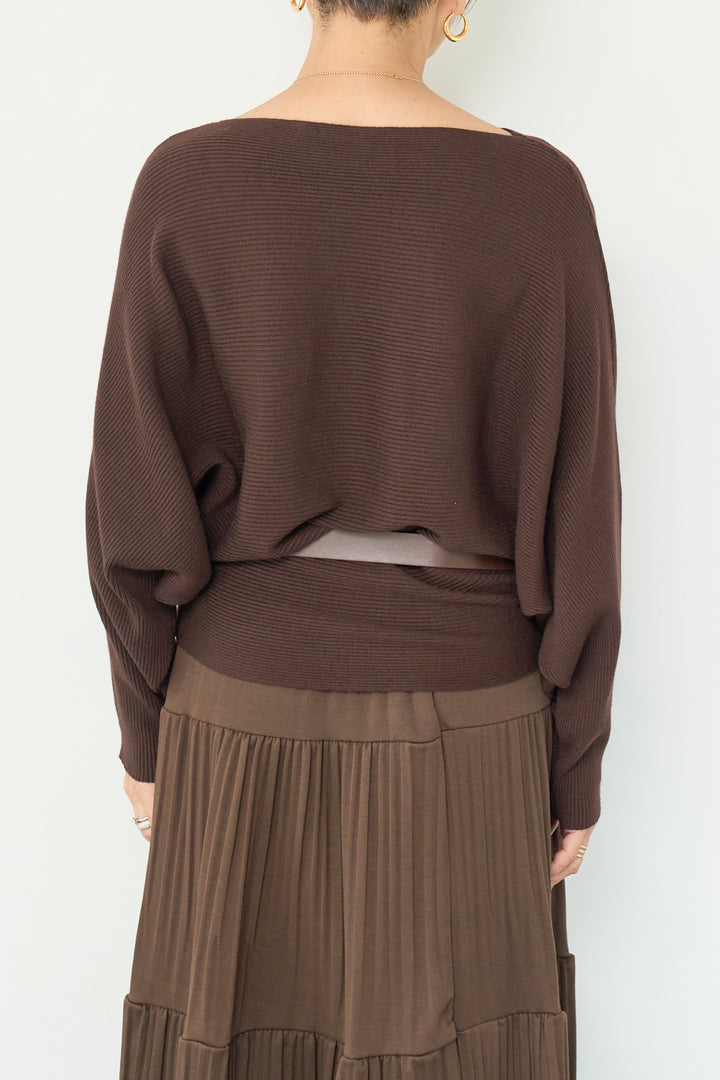 ドルマンニット＋プリーツティアードスカート