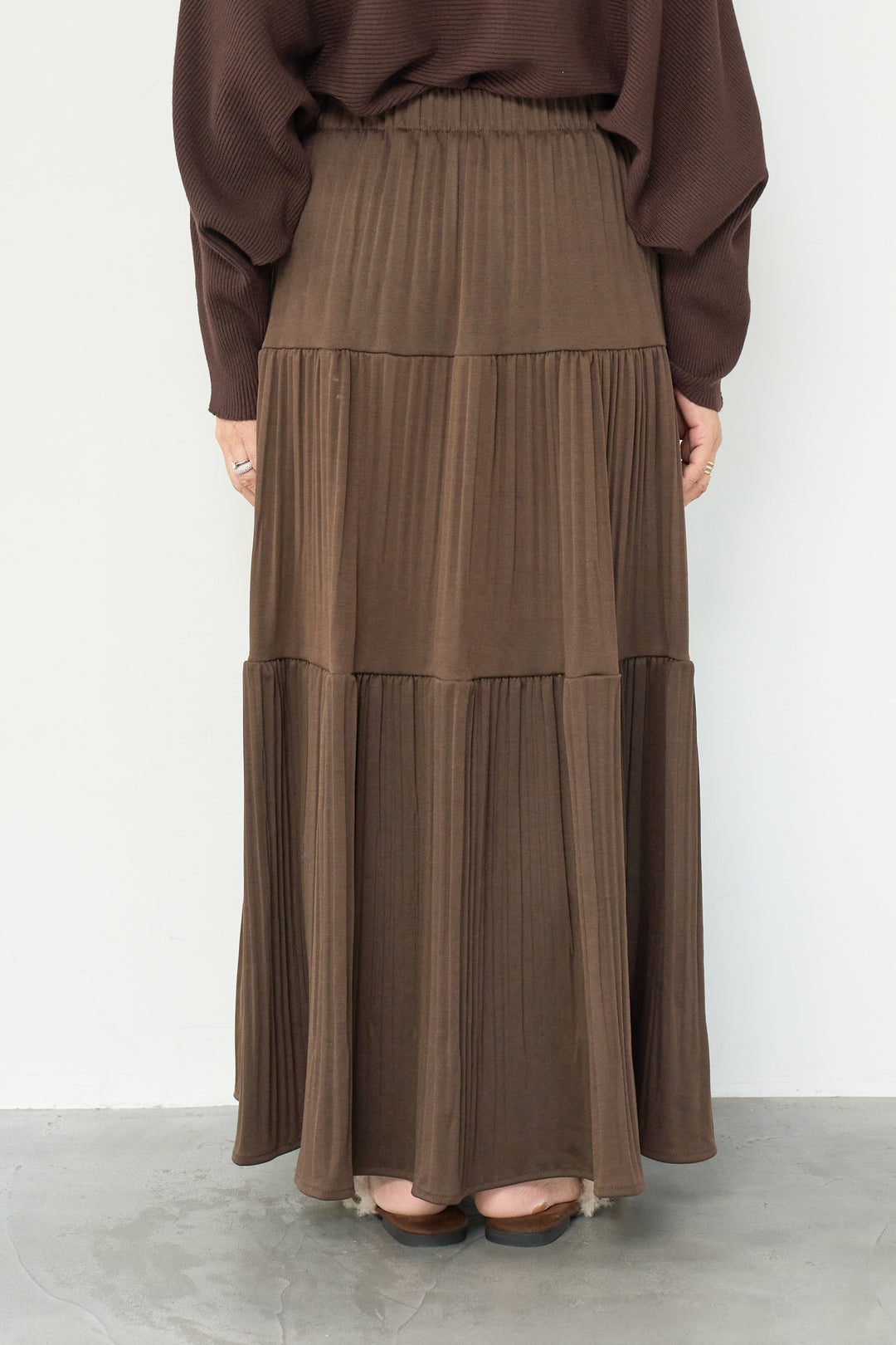 ドルマンニット＋プリーツティアードスカート