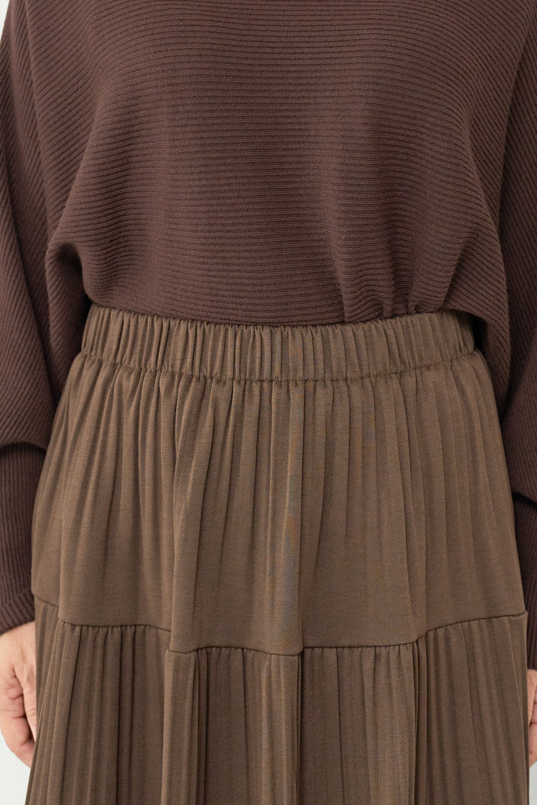 ドルマンニット＋プリーツティアードスカート