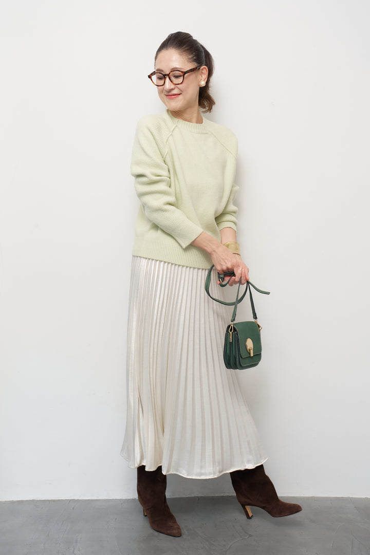 カシミヤ混ラグランスリーブニット