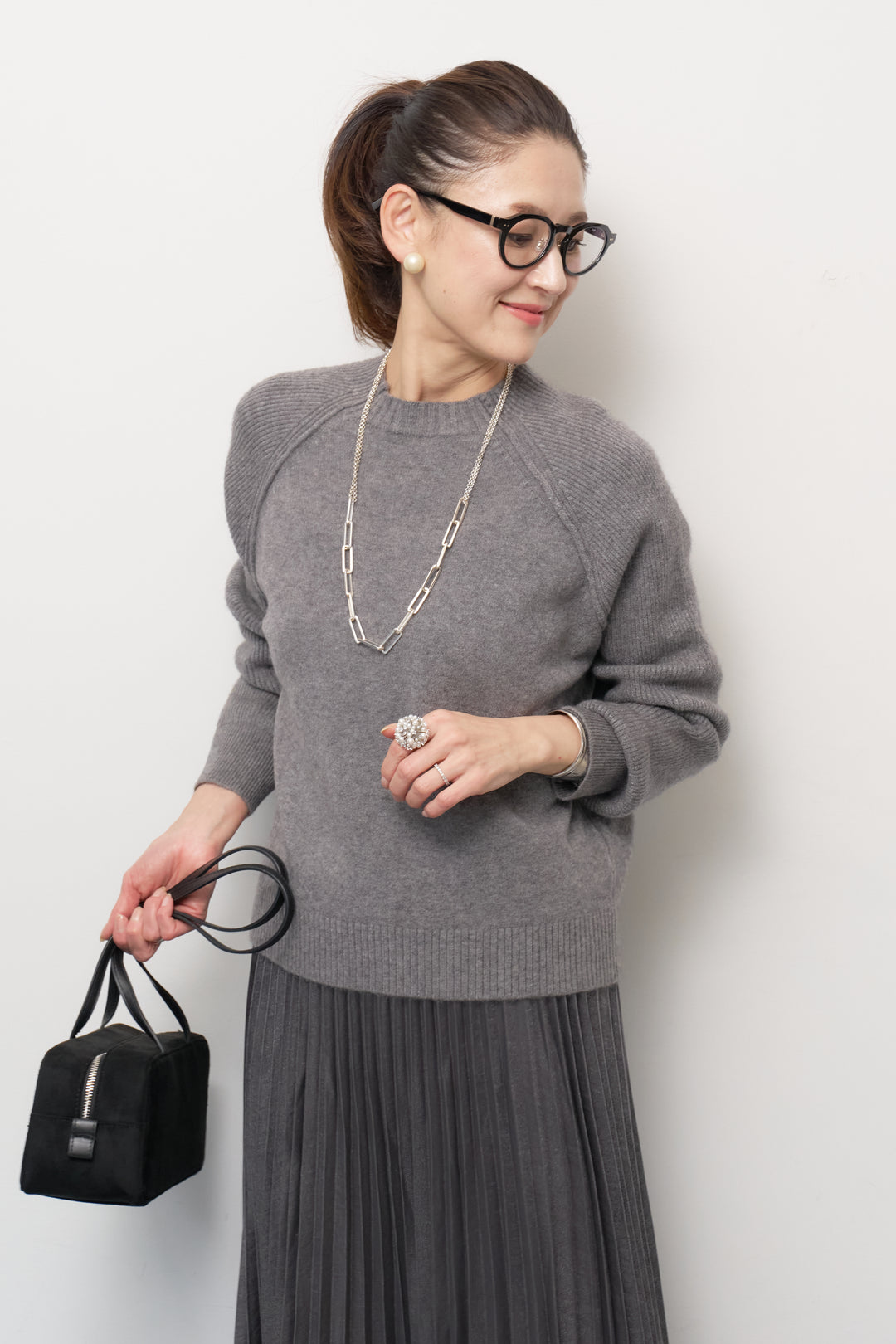 カシミヤ混ラグランスリーブニット