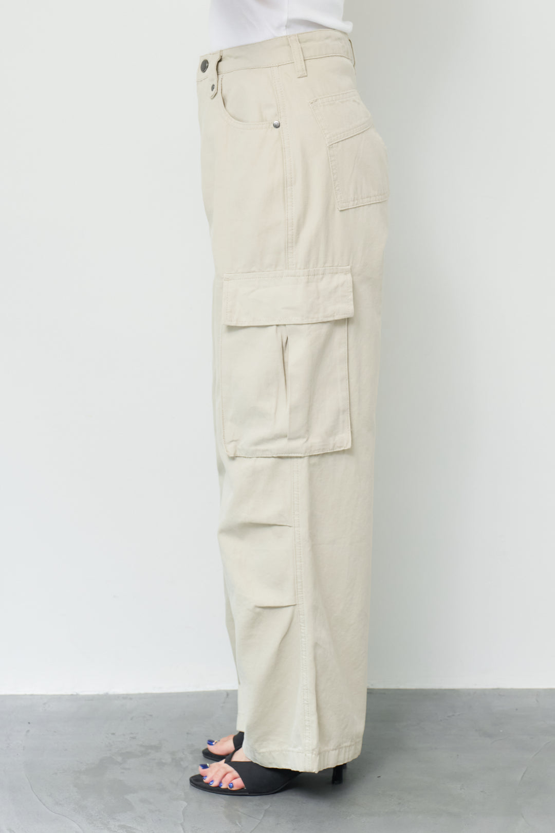 ストレートカーゴパンツ