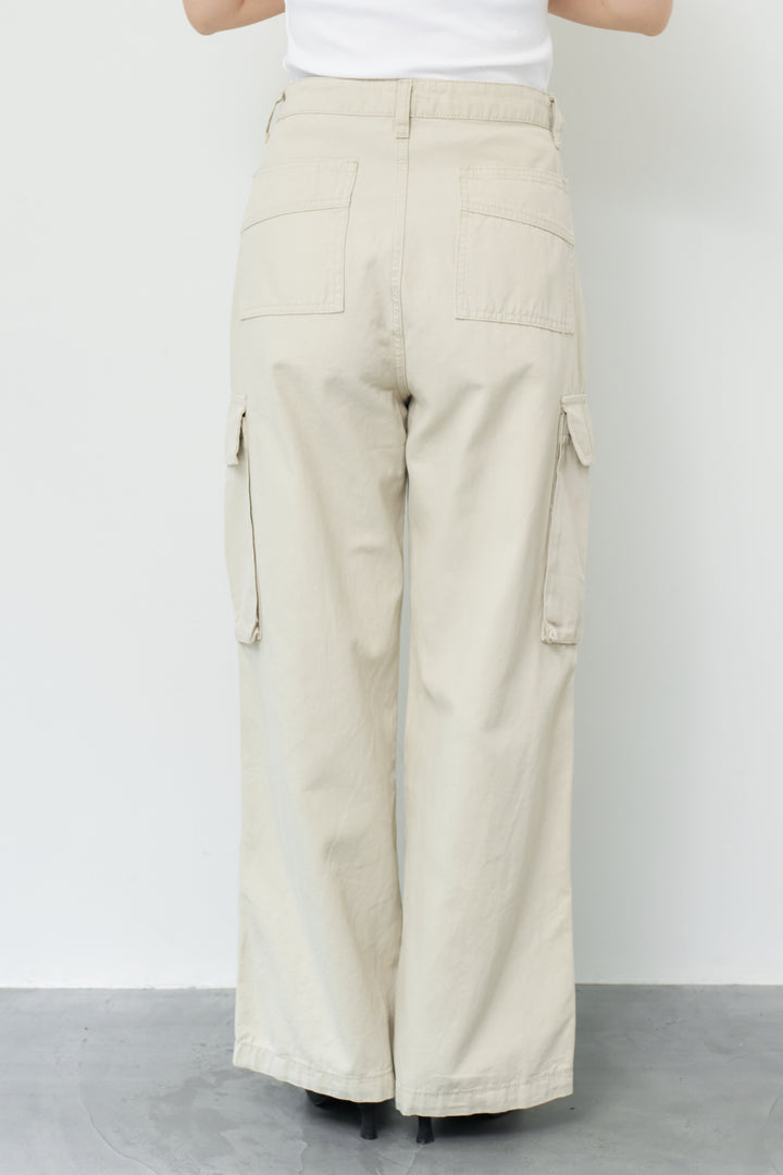 ストレートカーゴパンツ