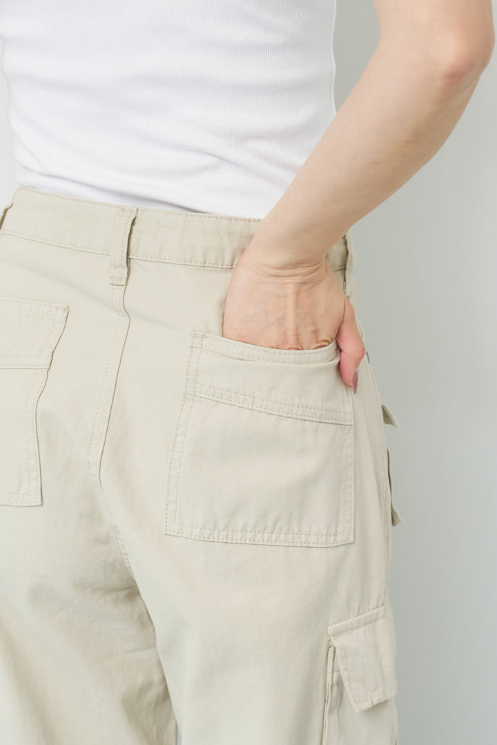 ストレートカーゴパンツ