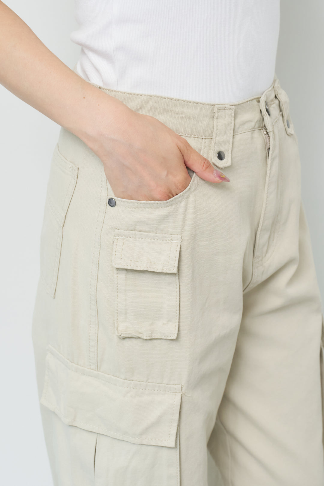 ストレートカーゴパンツ