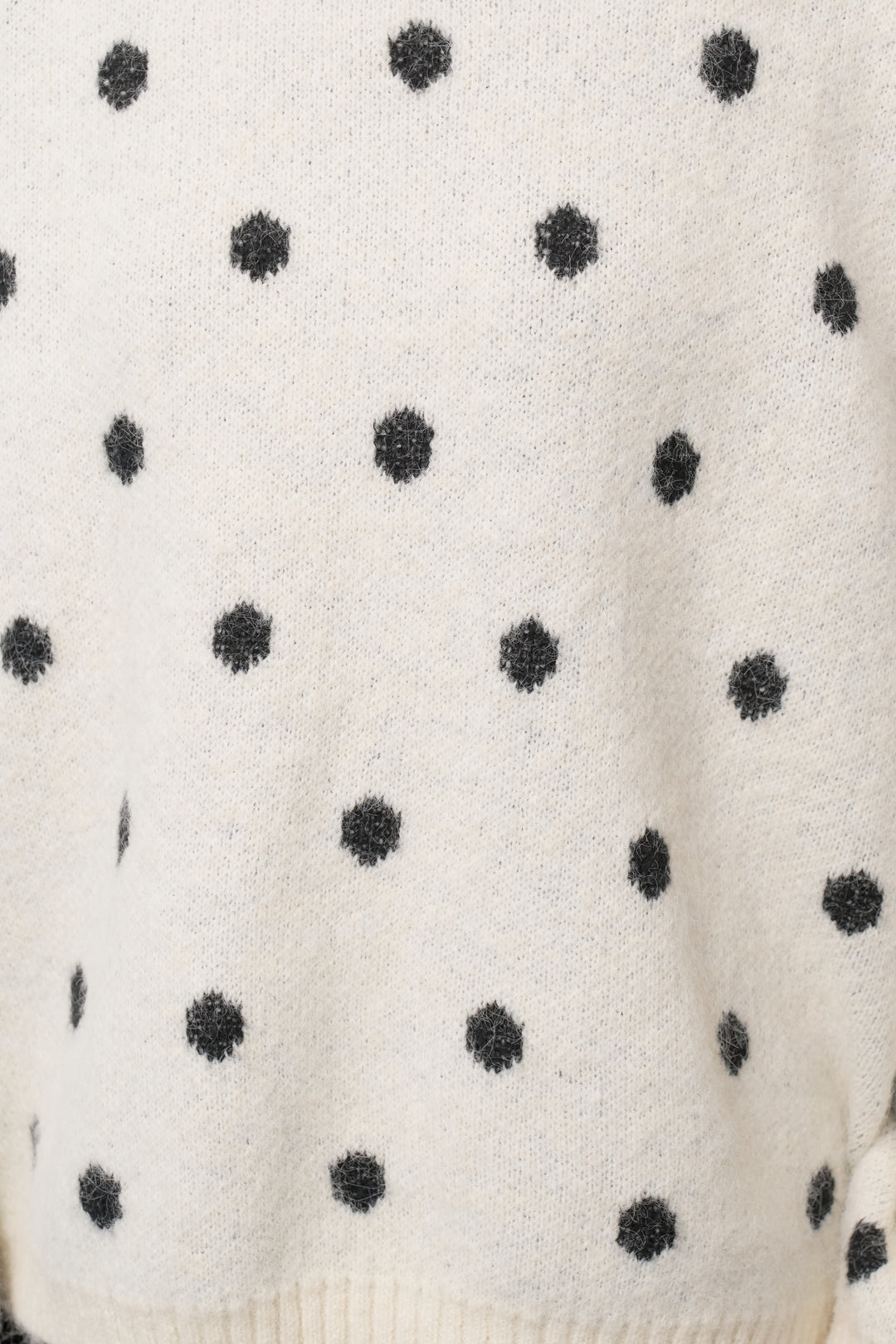 フラッフィードットニットプルオーバー