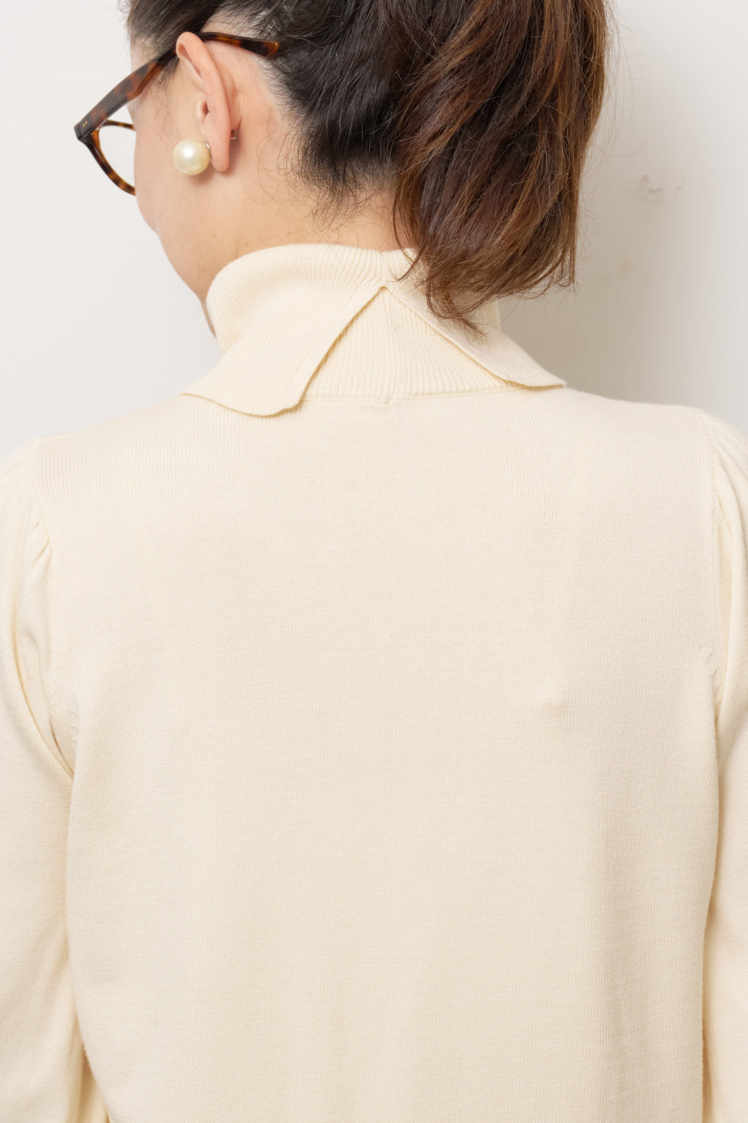 パフスリーブタートルネックニット