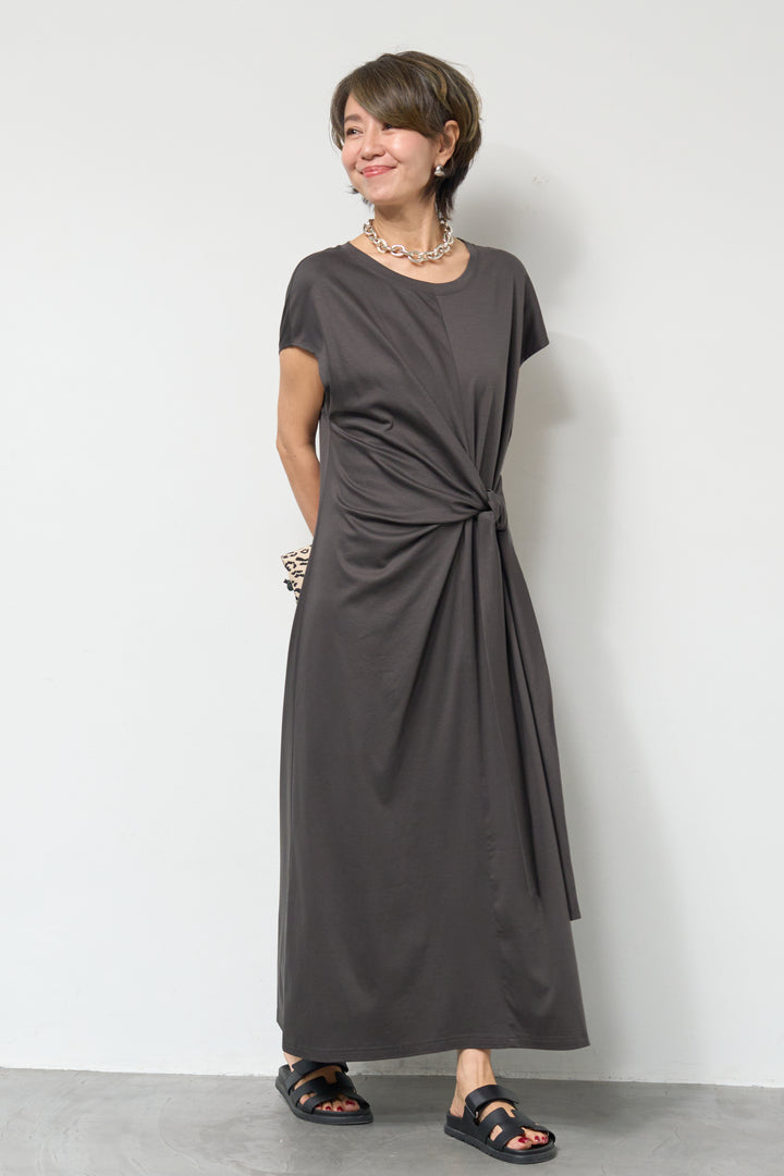ツイストベルトワンピース