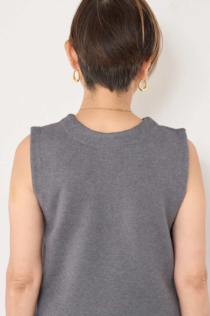 ジップベストニット＋ニットパンツ