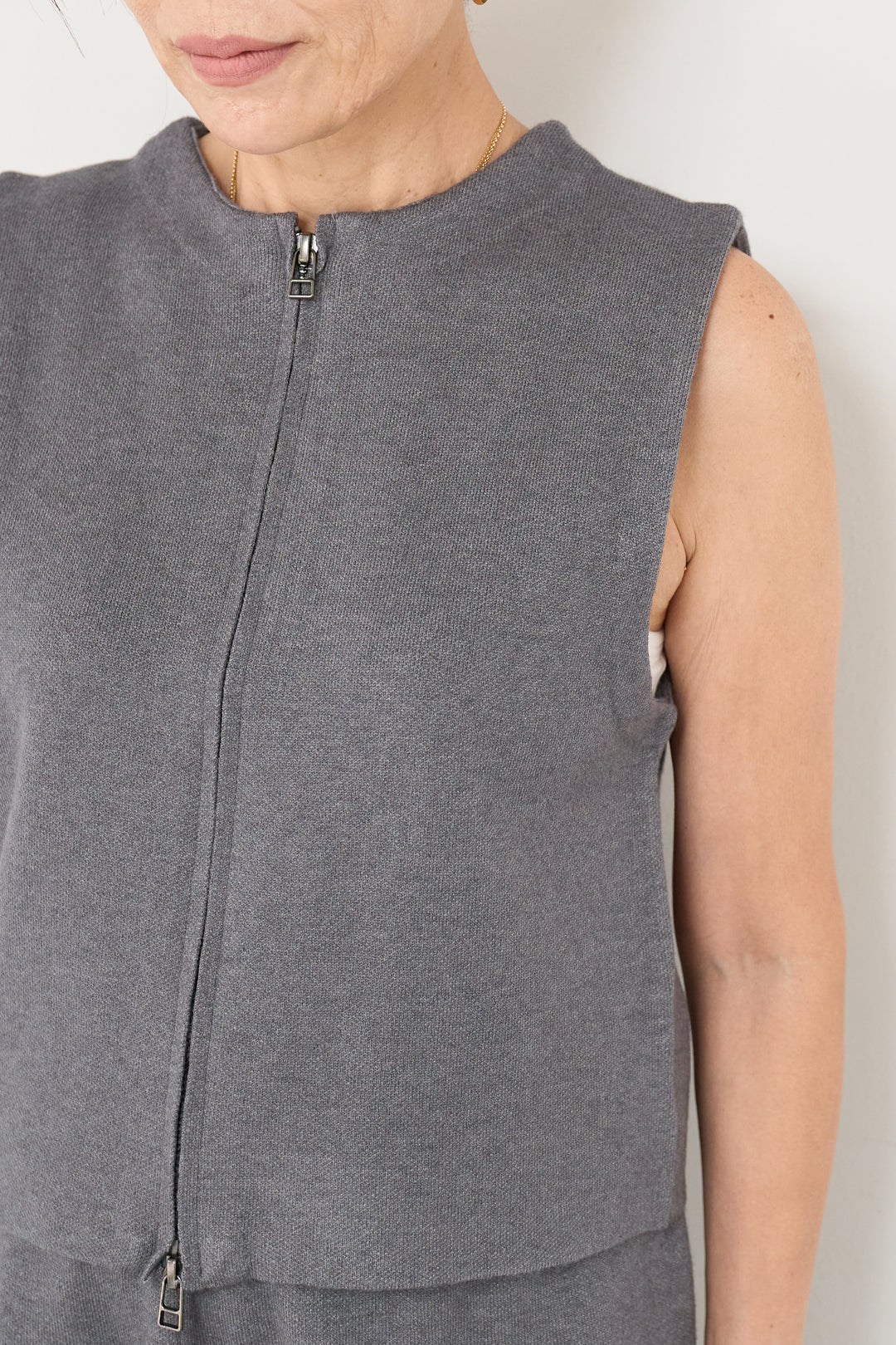 ジップベストニット＋ニットパンツ