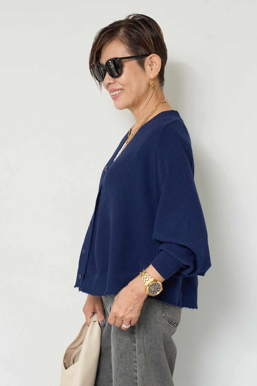 ダメージカットカーディガン