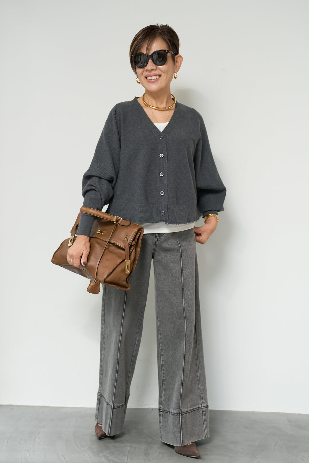 ダメージカットカーディガン