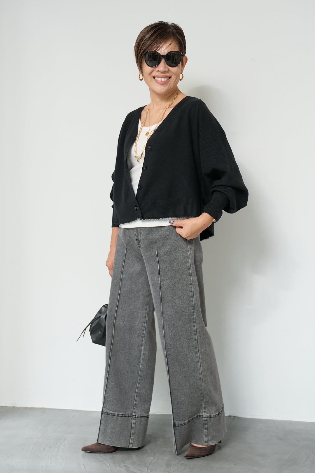 ダメージカットカーディガン