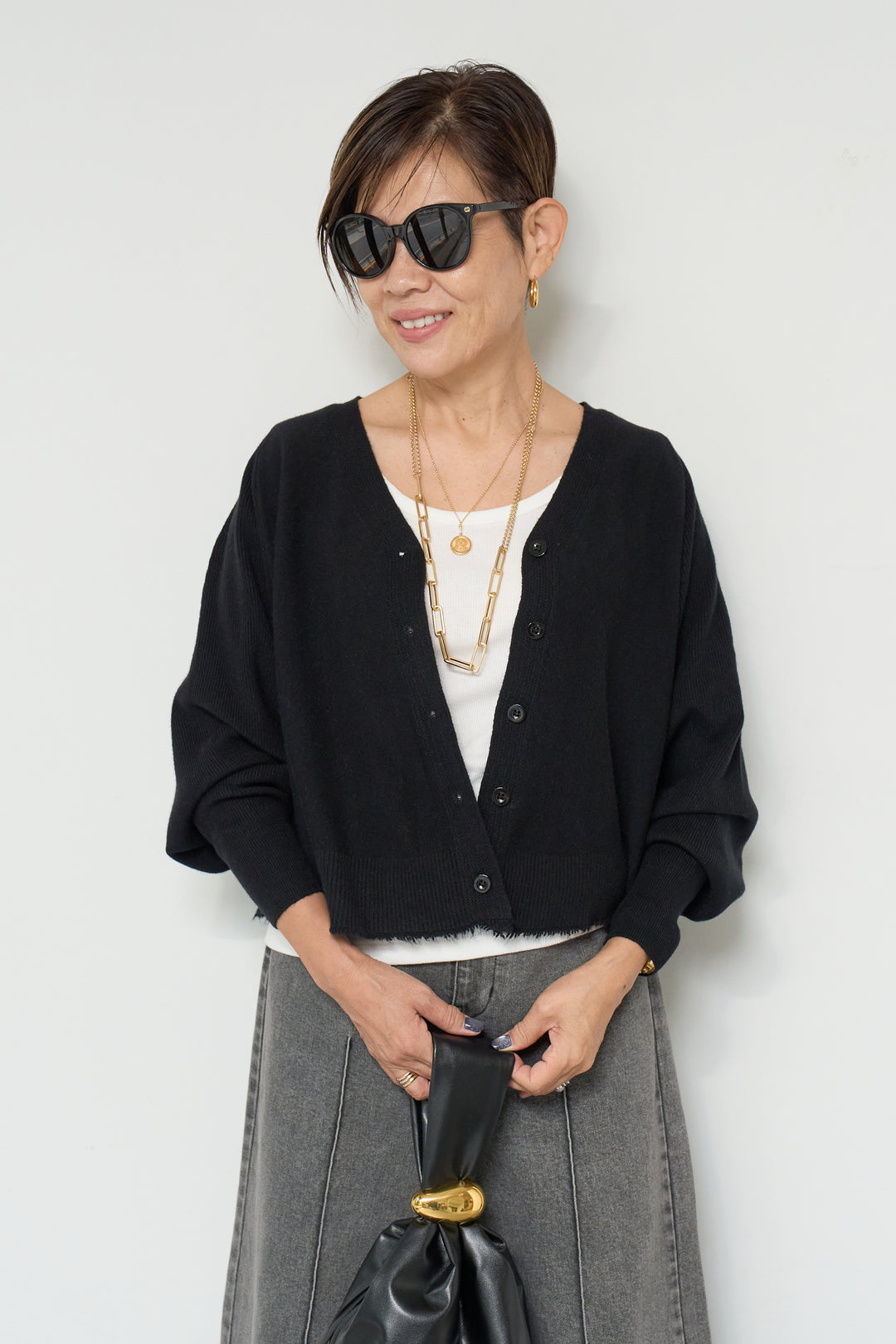 ダメージカットカーディガン