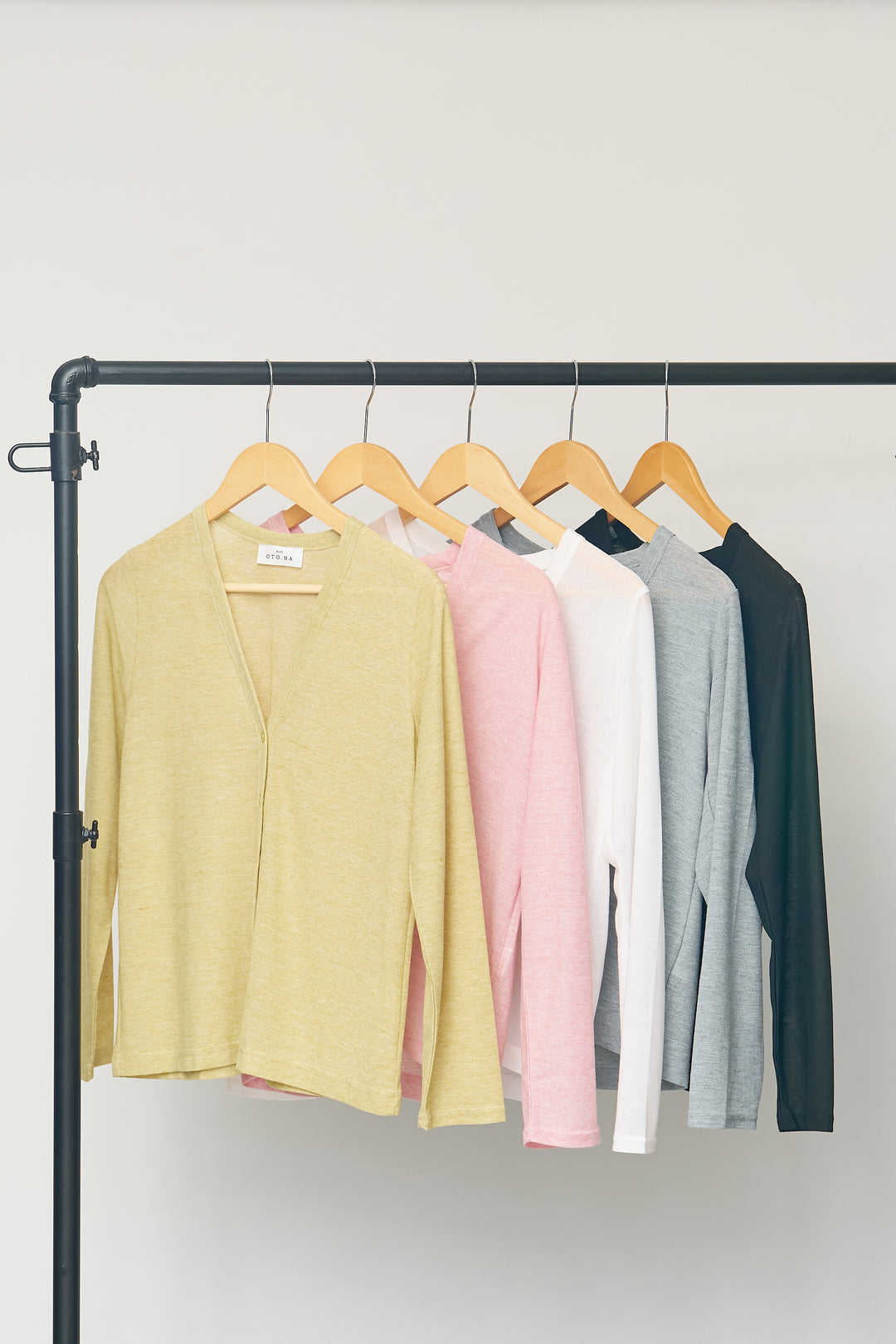 [Novelty item] UV-cut semi-sheer cardigan