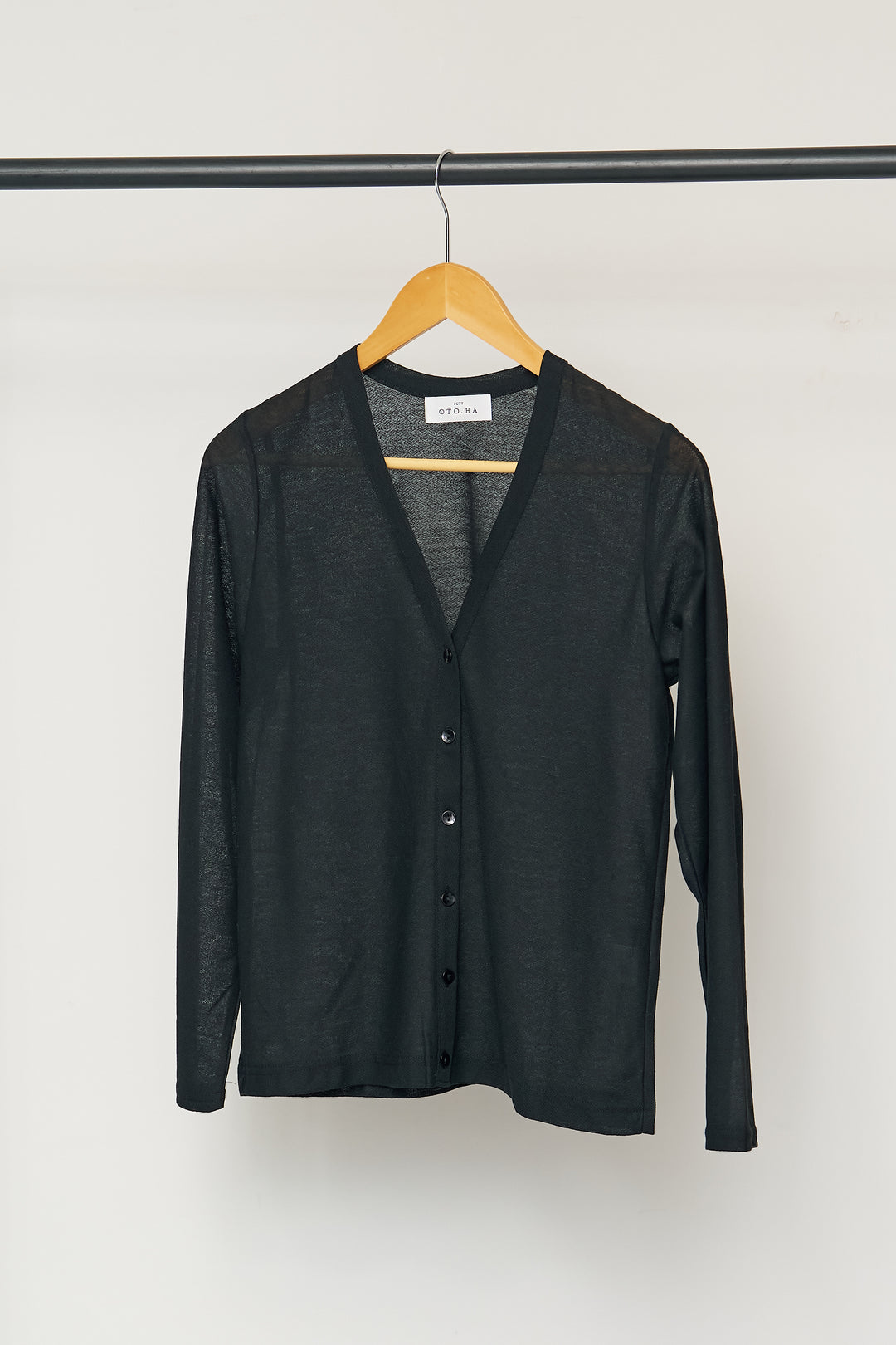 [Novelty item] UV-cut semi-sheer cardigan