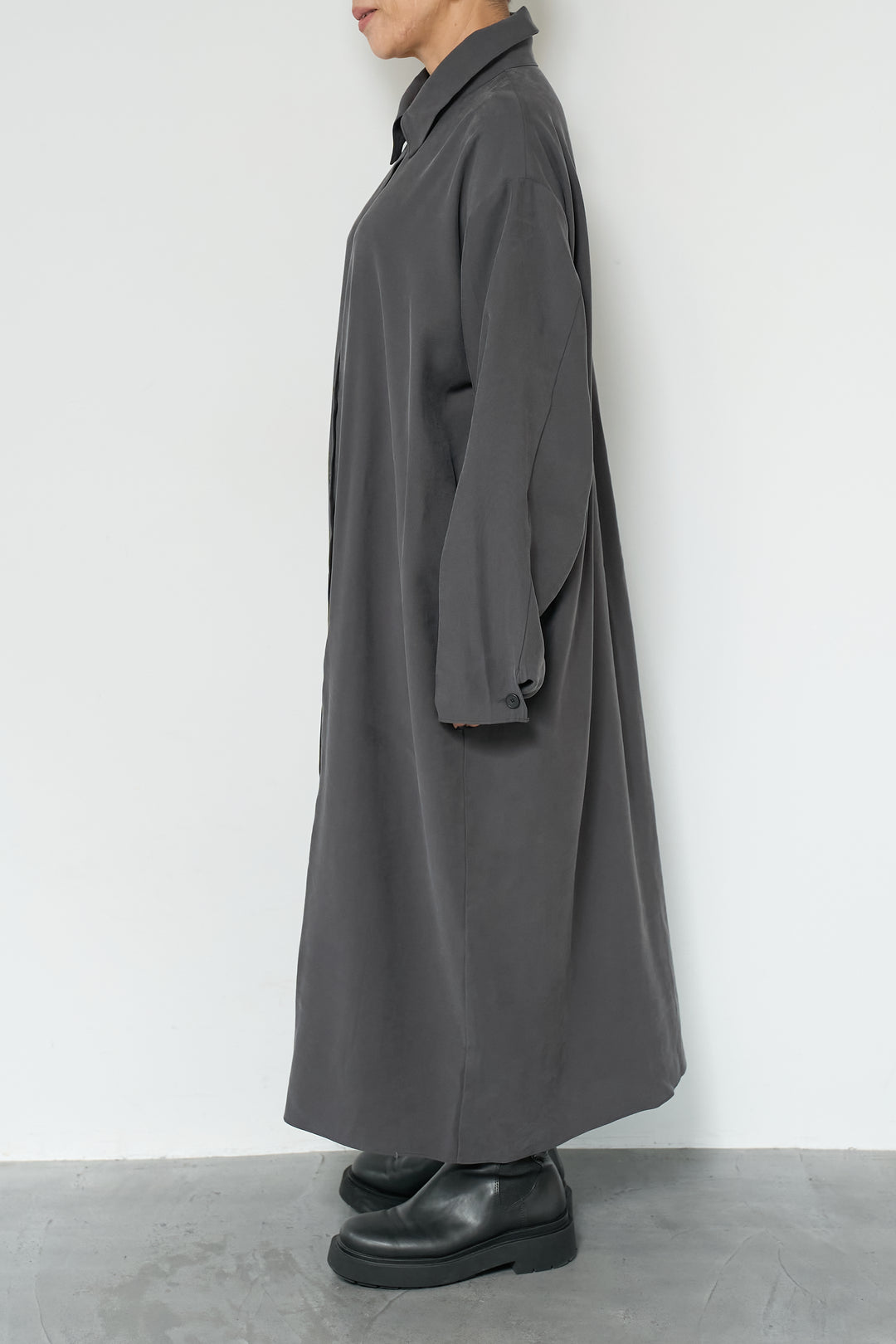 スカーフ巻きシャツワンピース