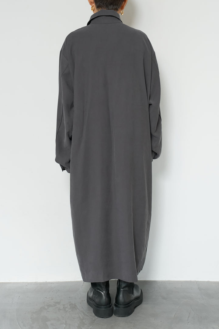 スカーフ巻きシャツワンピース