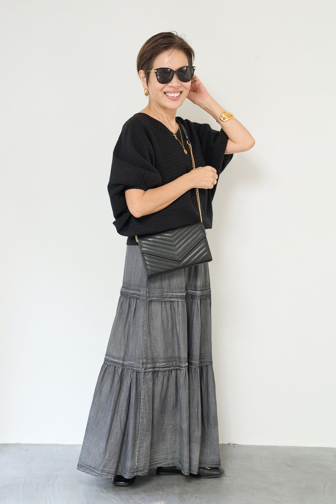 ドルマンVネックニット