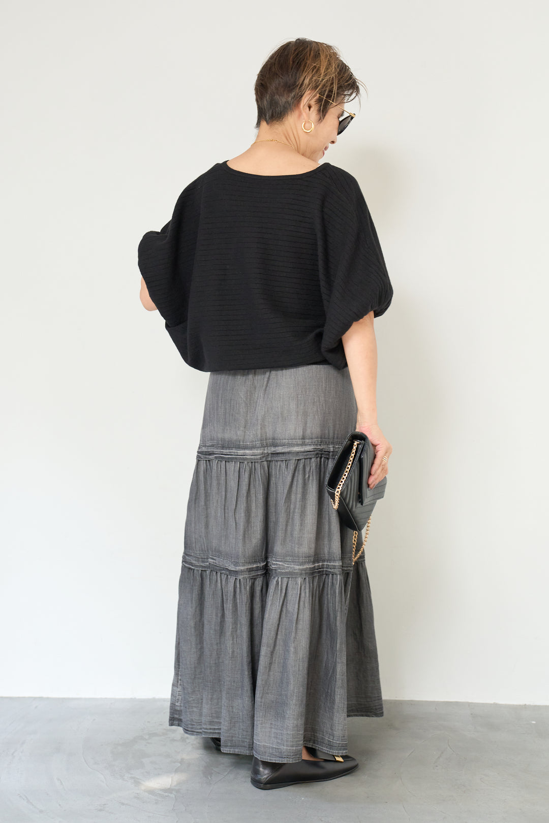 ドルマンVネックニット