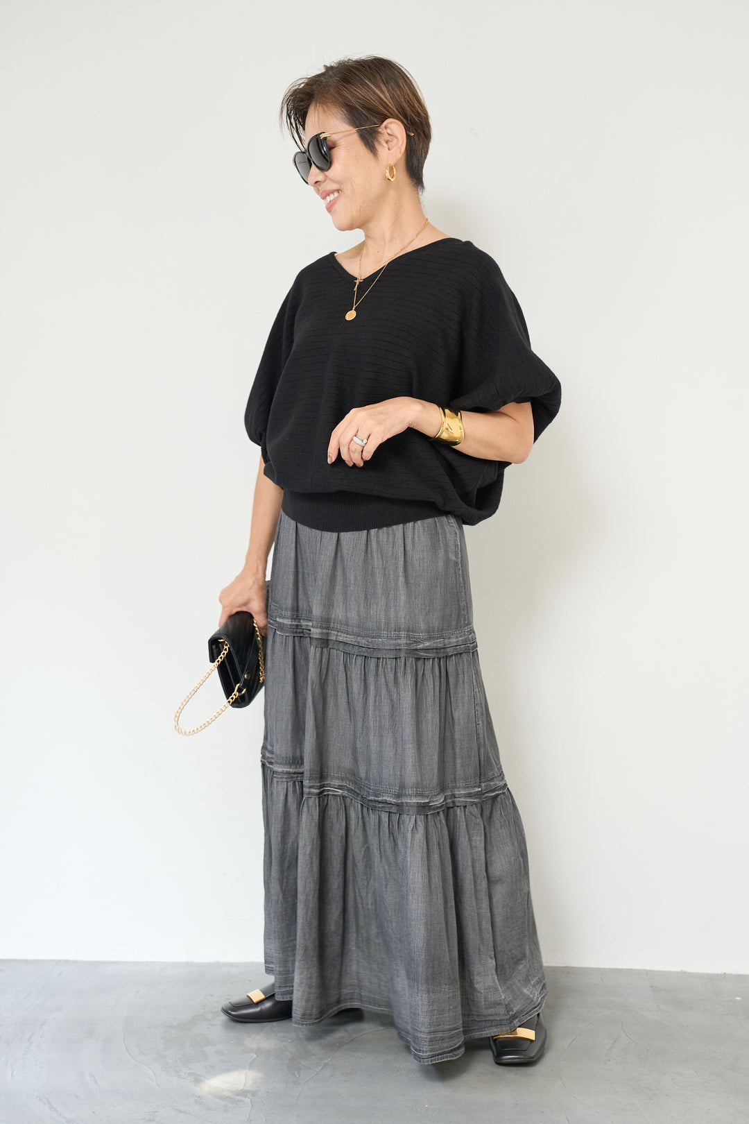 ドルマンVネックニット