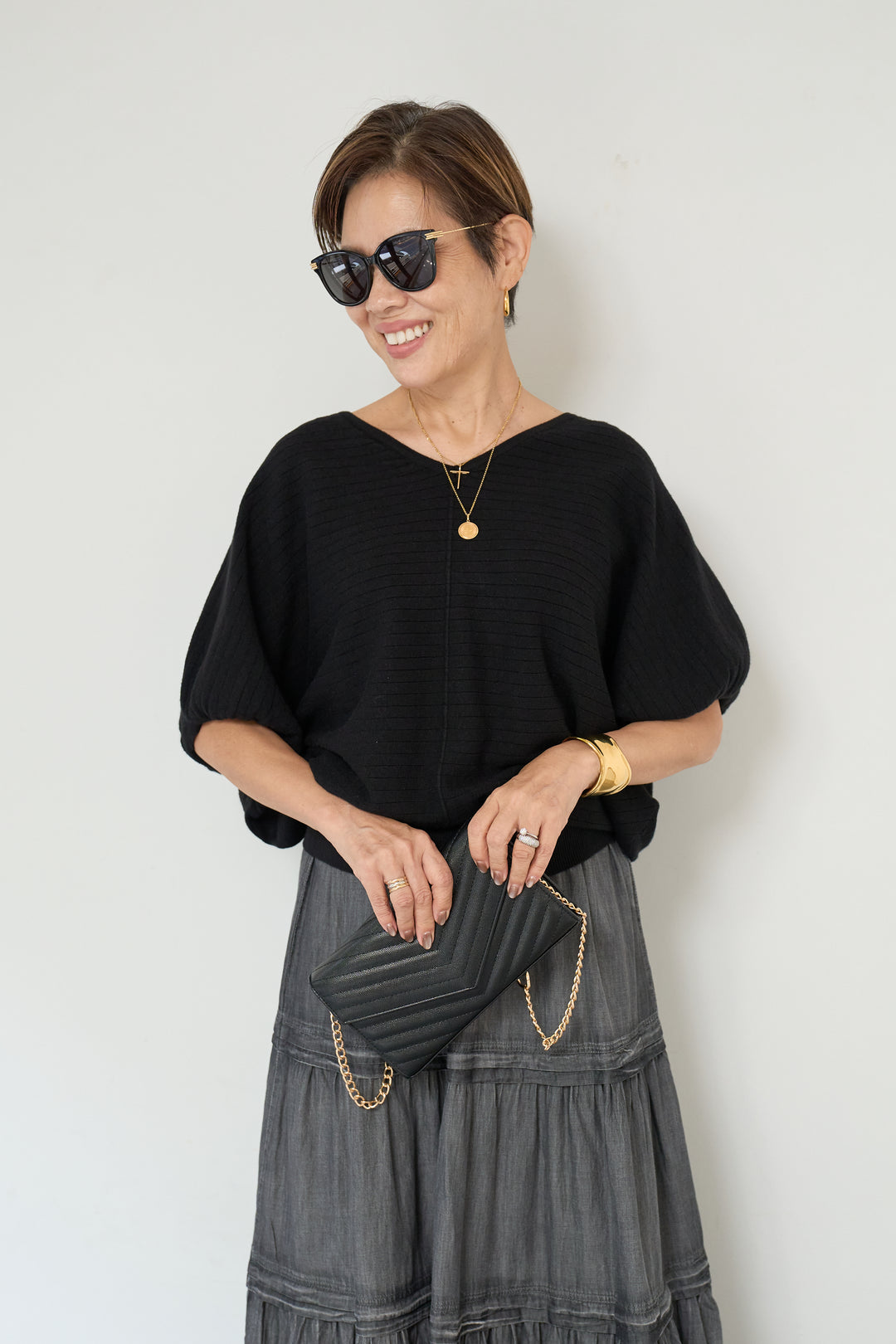 ドルマンVネックニット