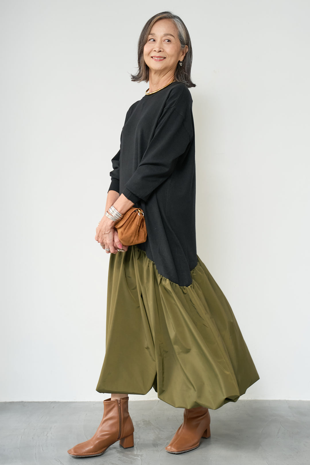 裾バルーン切替ワンピース