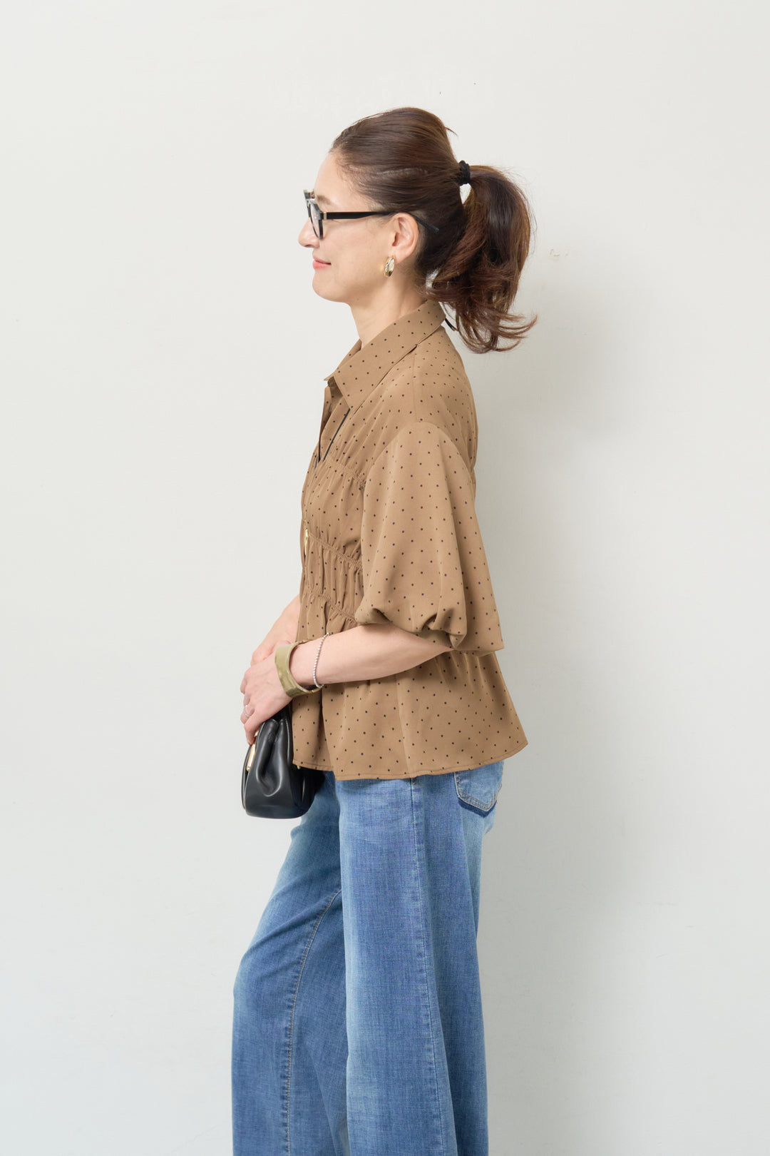 ドット柄シャーリングブラウス