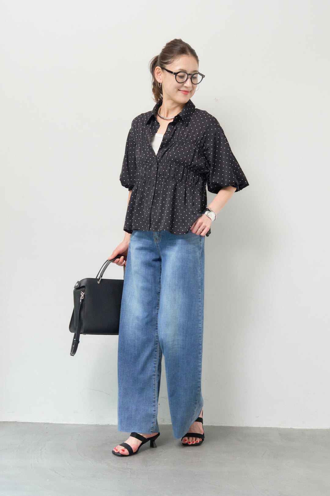 ドット柄シャーリングブラウス