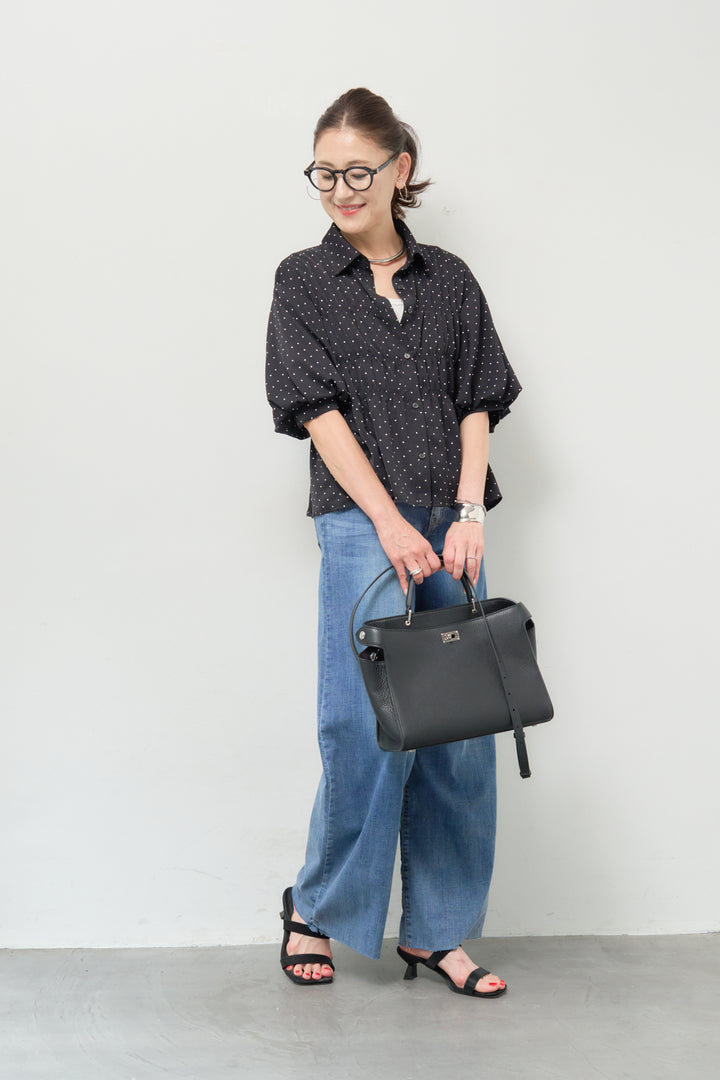 ドット柄シャーリングブラウス