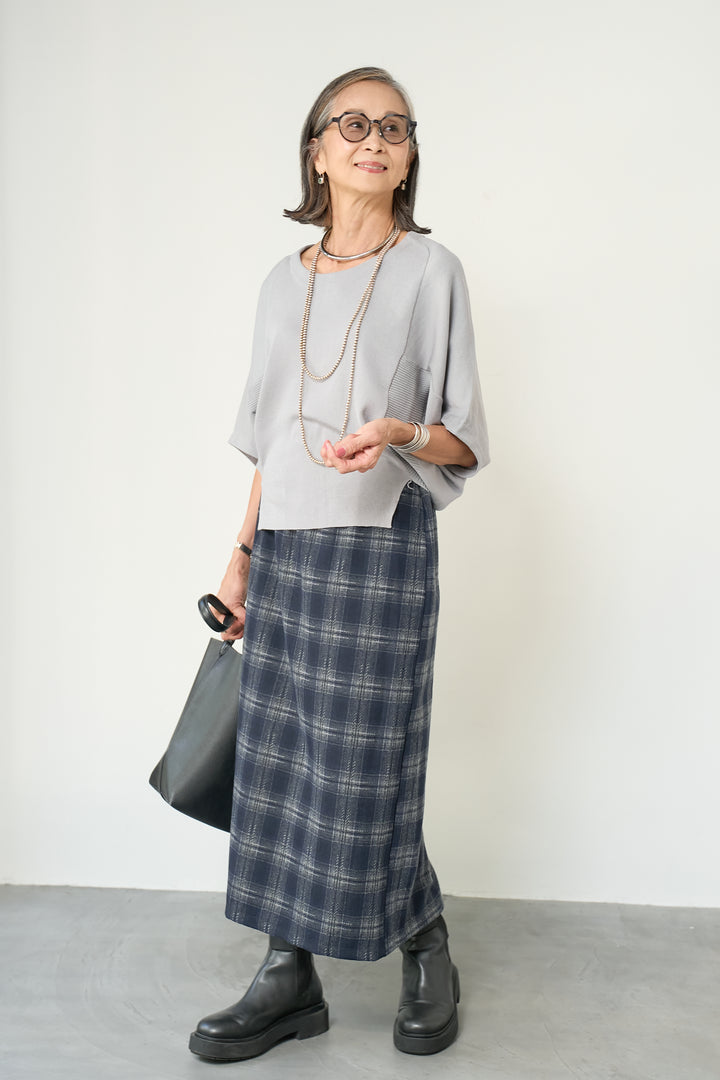 チェックナロースカート