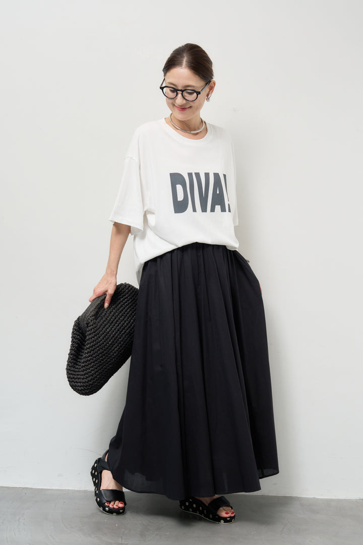 [SET]オーバーサイズDIVA Tシャツ+コットンボイルフレアロングスカート(2set)