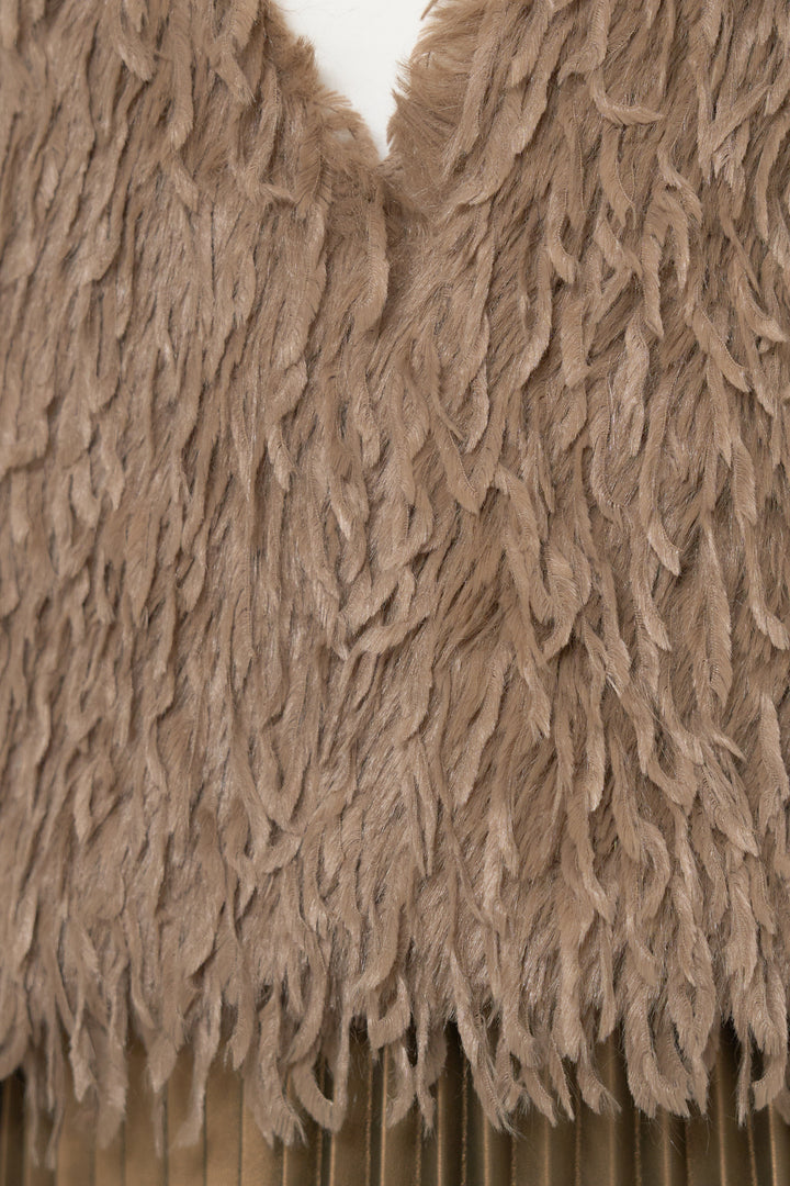 フリンジ混ファーベスト