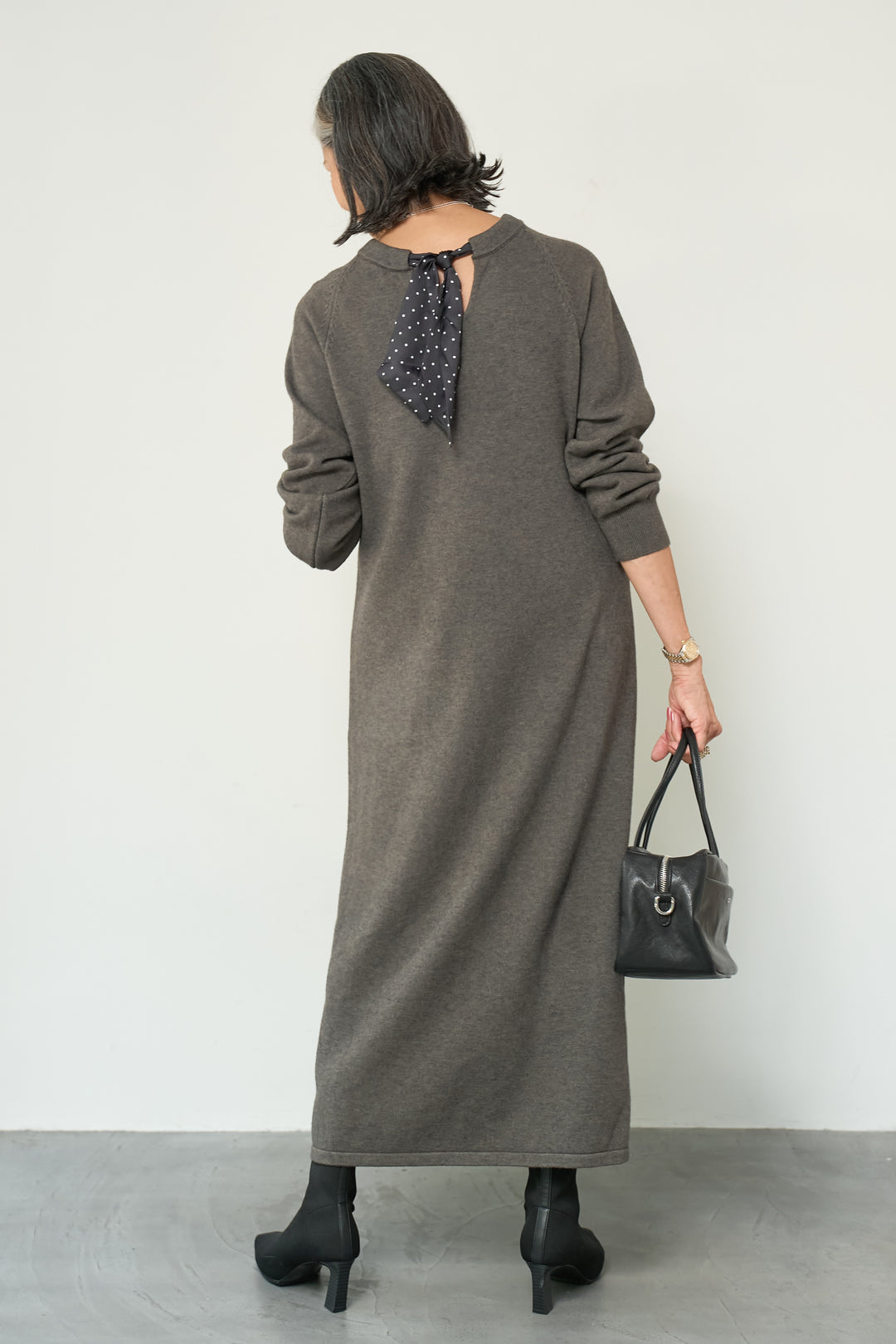 ドットリボンニットワンピース