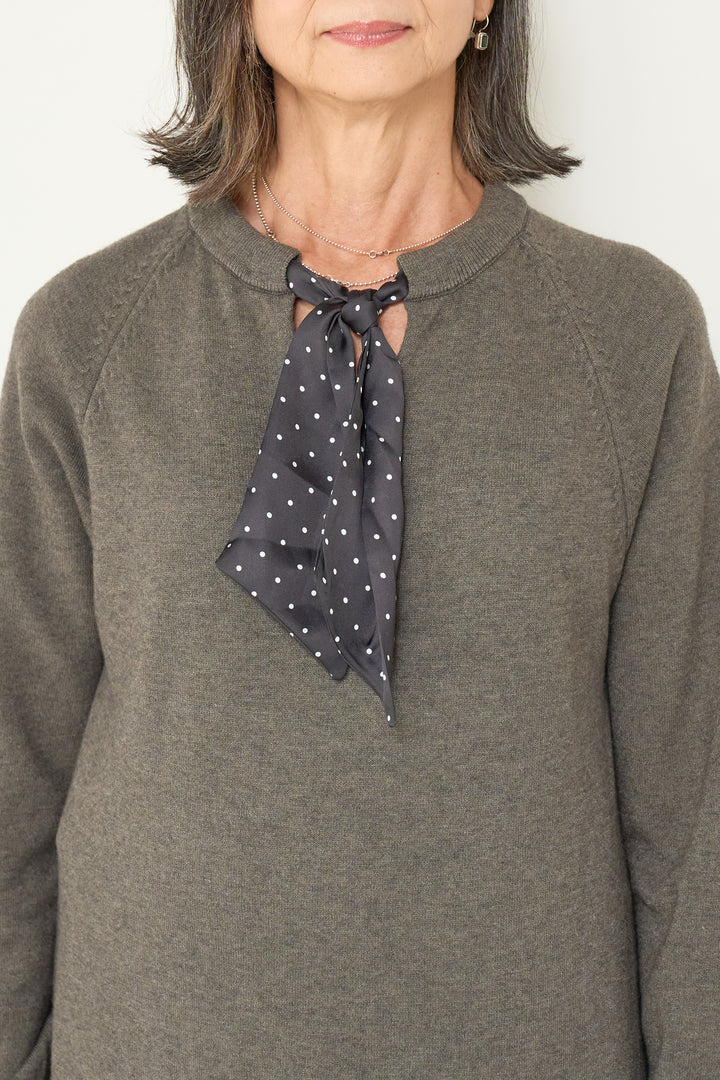 ドットリボンニットワンピース