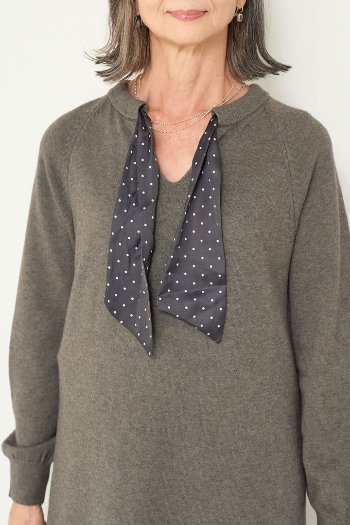 ドットリボンニットワンピース