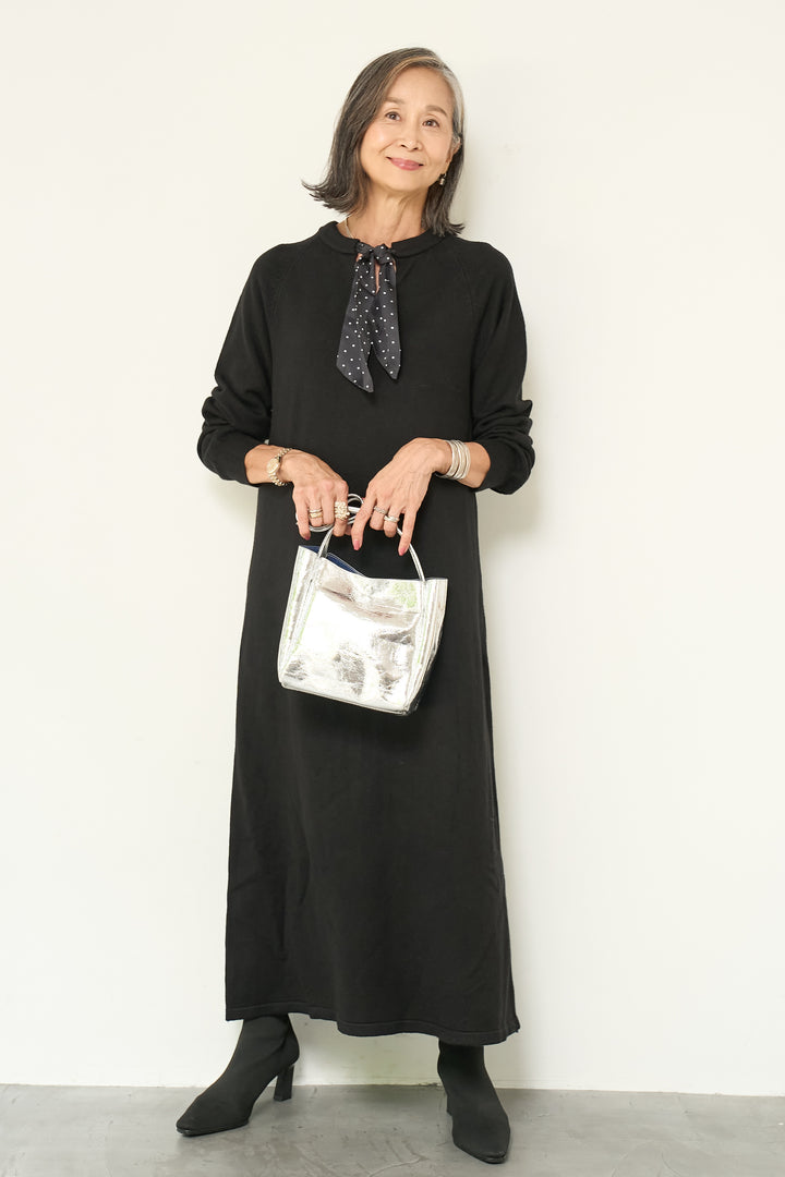 ドットリボンニットワンピース