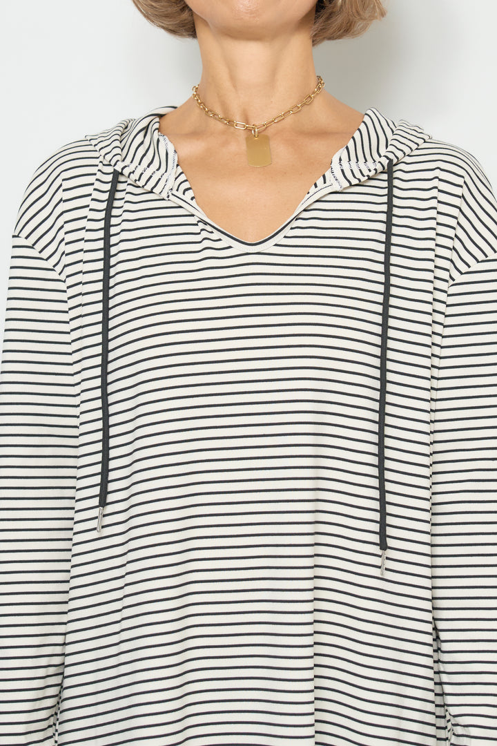 ボーダーフードカットワンピース