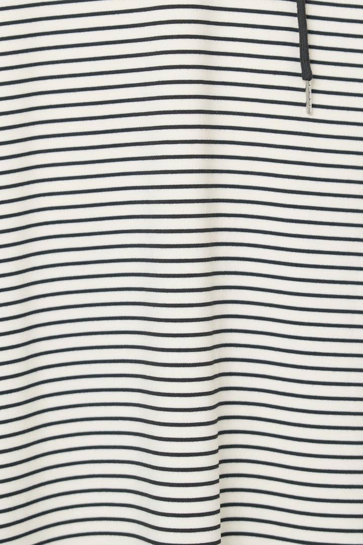 ボーダーフードカットワンピース