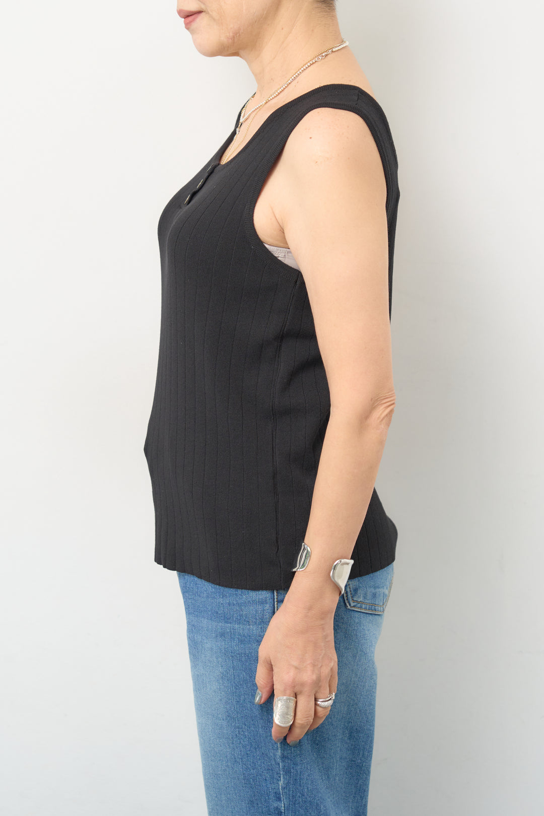 ヘンリーネック風 リブ編み タンクトップ