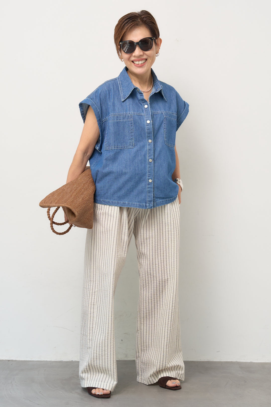 ストライプ柄 ドロスト ワイドストレートパンツ